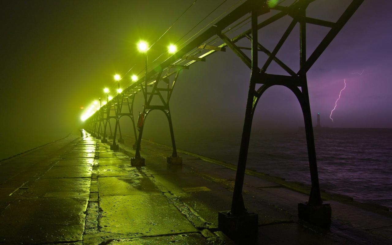 Мост, освещение, огни, молния, ночь 1280x800