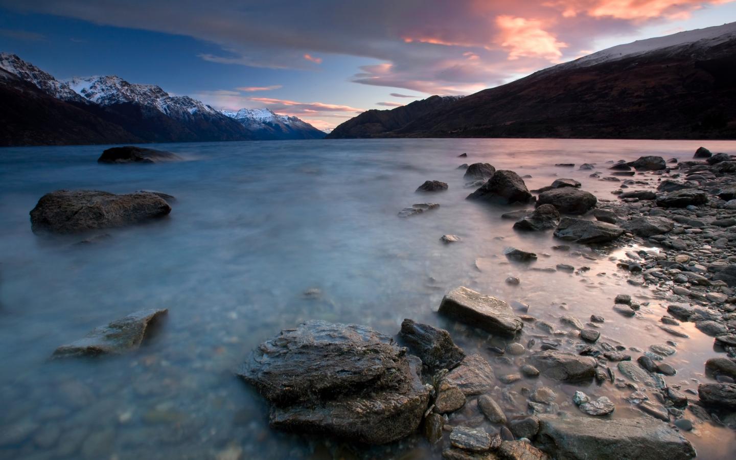 Восход в Новой Зеландии над горным озером 1440x900