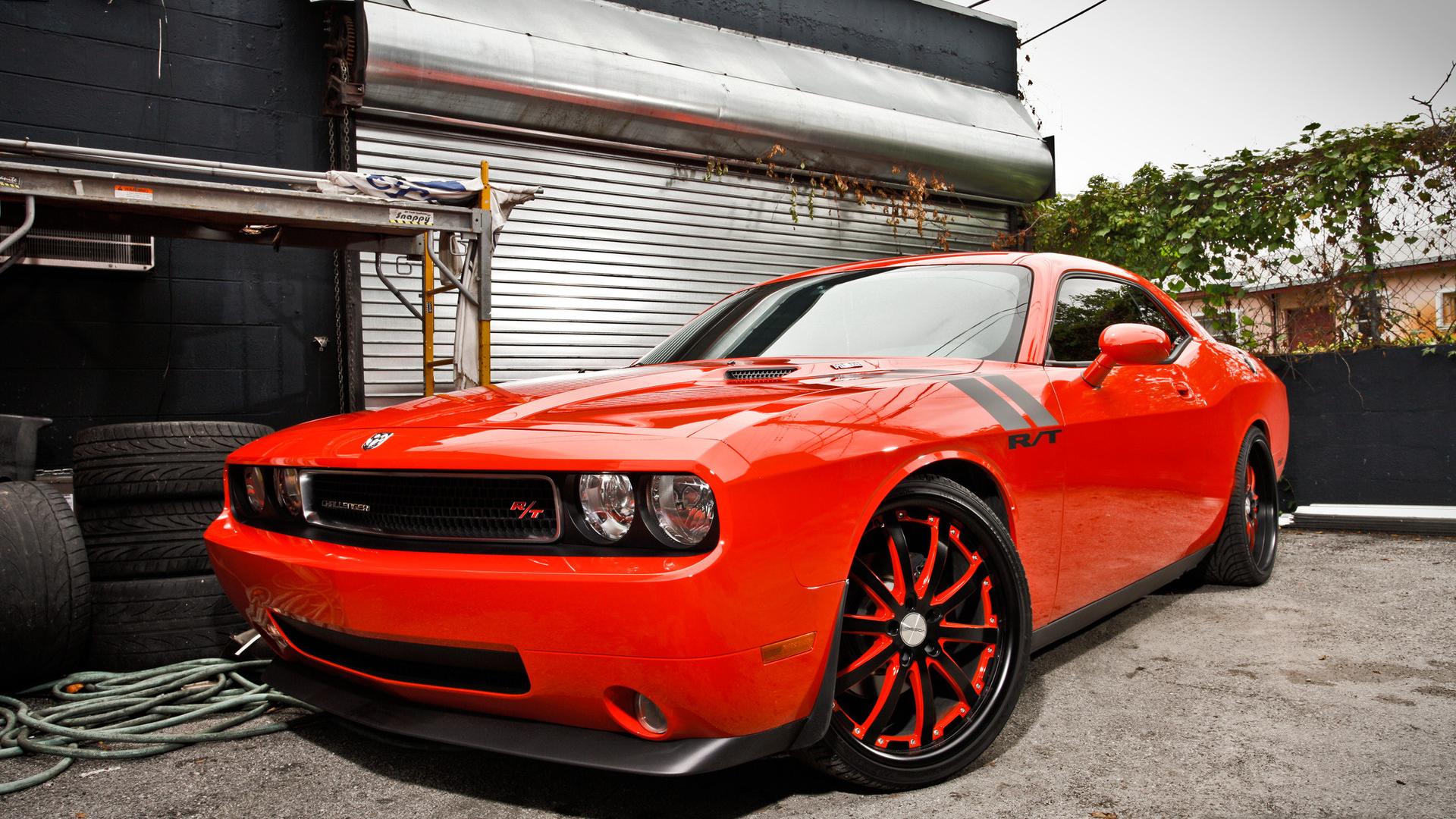 Dodge Challenger