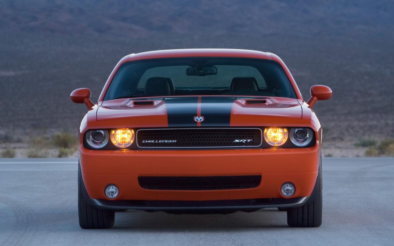 2008 Dodge Challenger Srt8 Front Headlights 1280x800