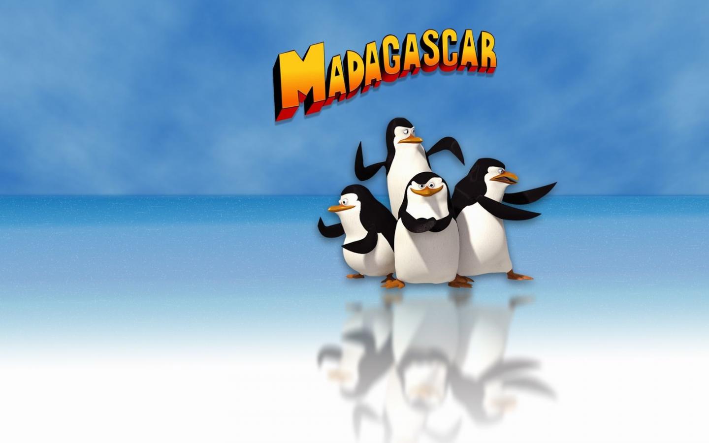 Пингвины из игры 1440x900