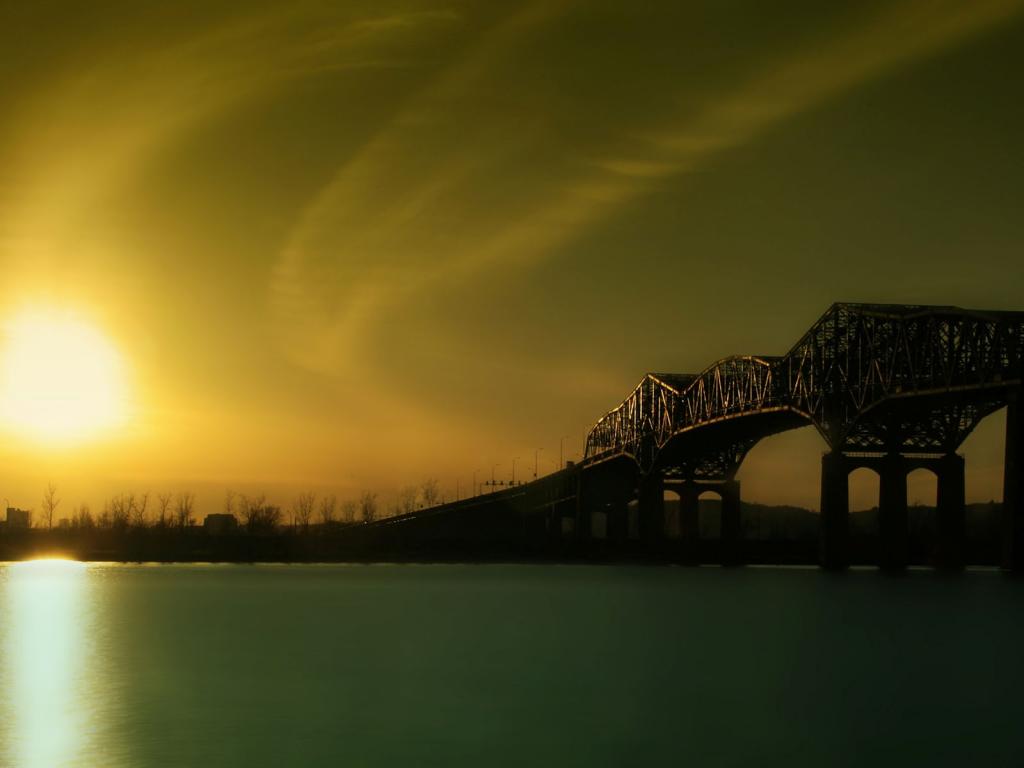 Восход, река, мост 1024x768